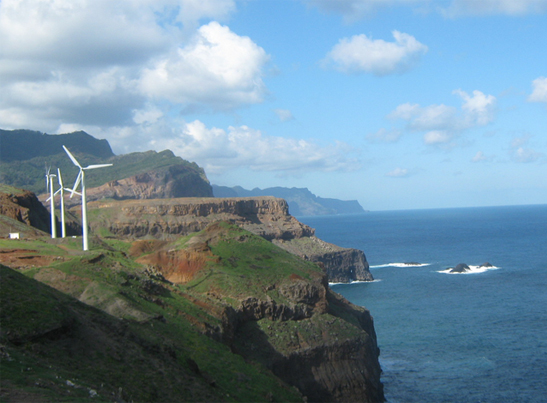 INESC TEC assina contrato com a Empresa de Eletricidade da Madeira