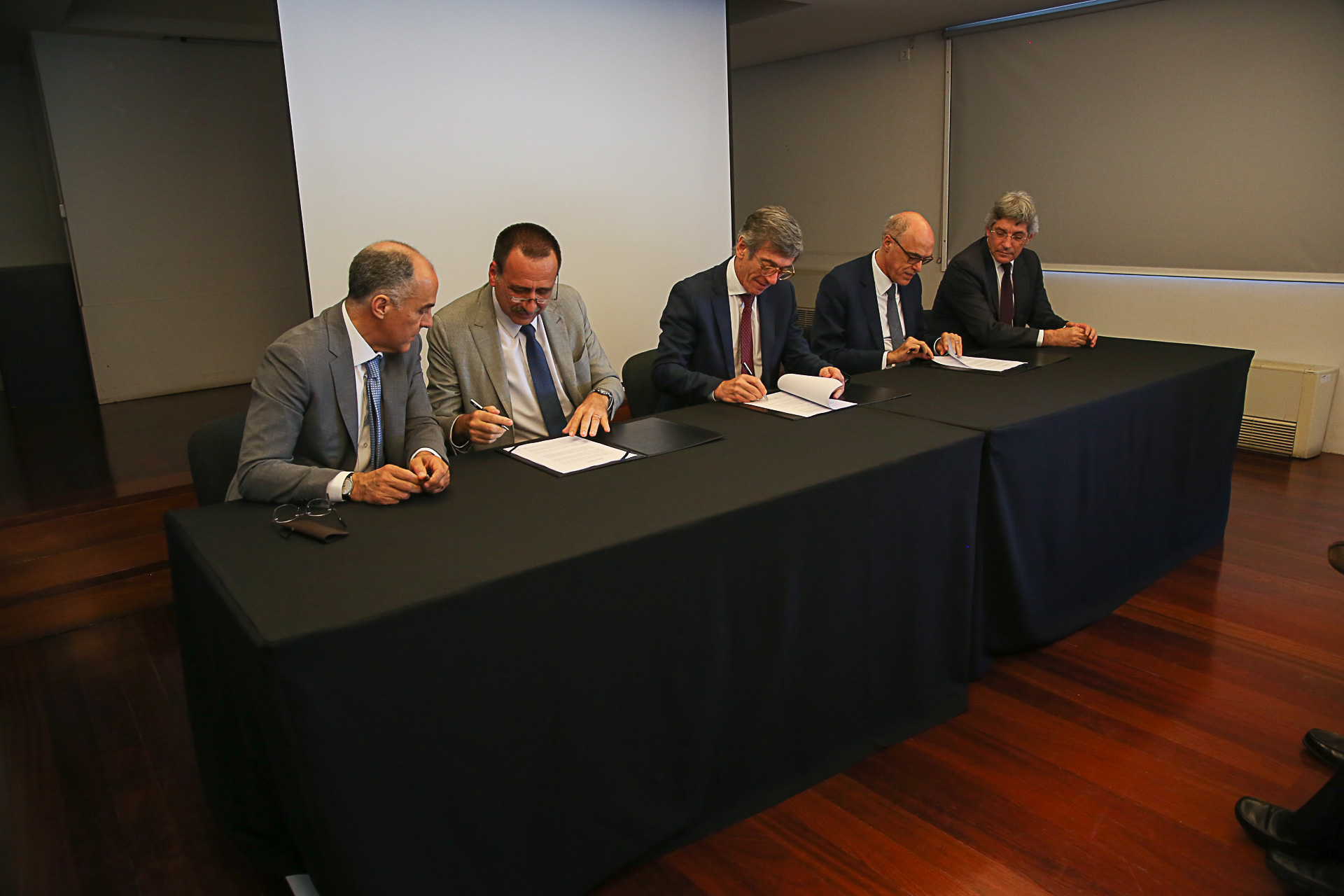 INESC TEC e EDP assinam contrato-programa na área de energia