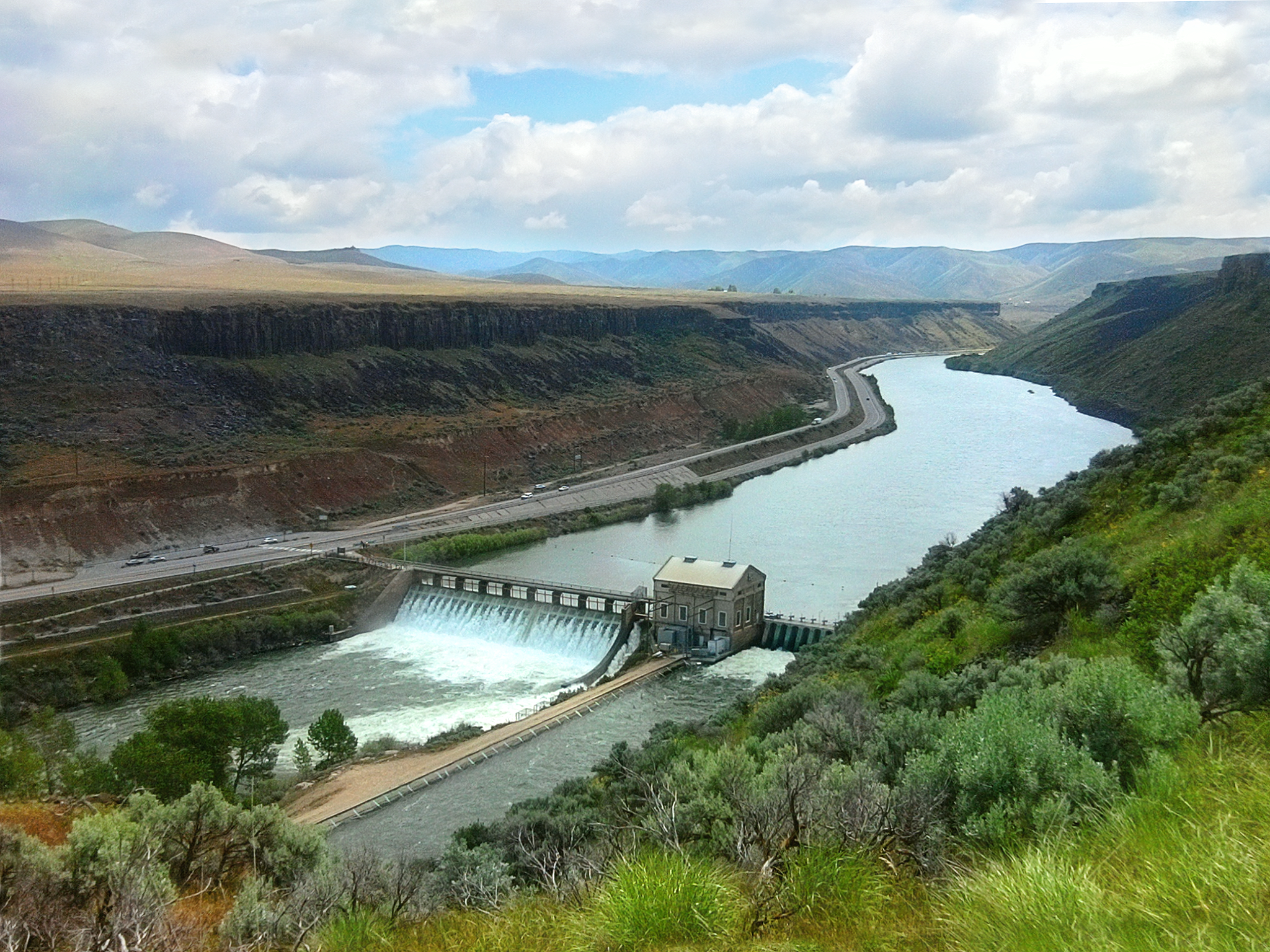 Project in Brazil monitors water resources